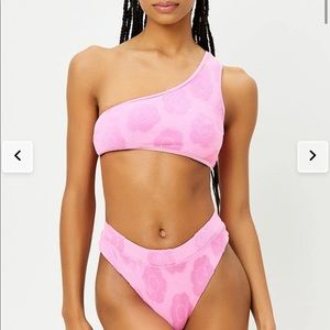 NWT Frankies Bikinis Cove Floral Terry Top